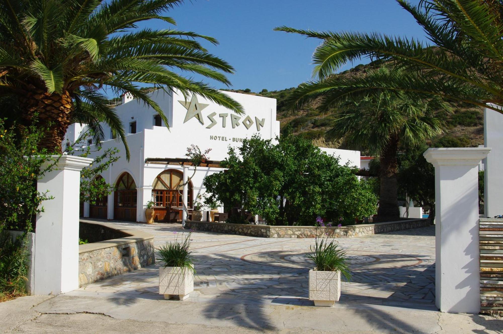 Astron Hotel Karpathos Town  Exterior photo