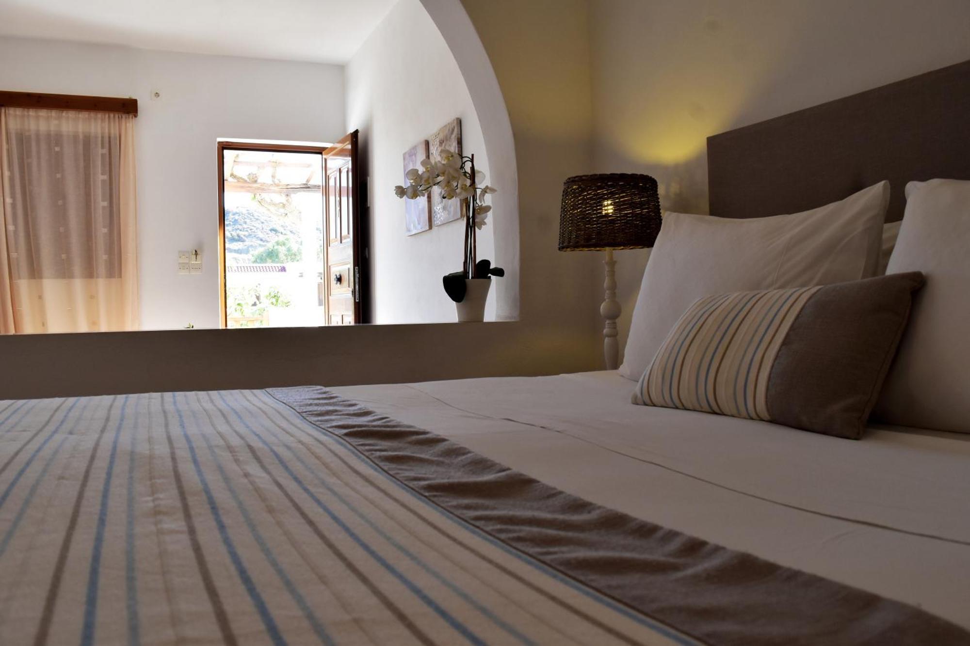 Astron Hotel Karpathos Town  Exterior photo