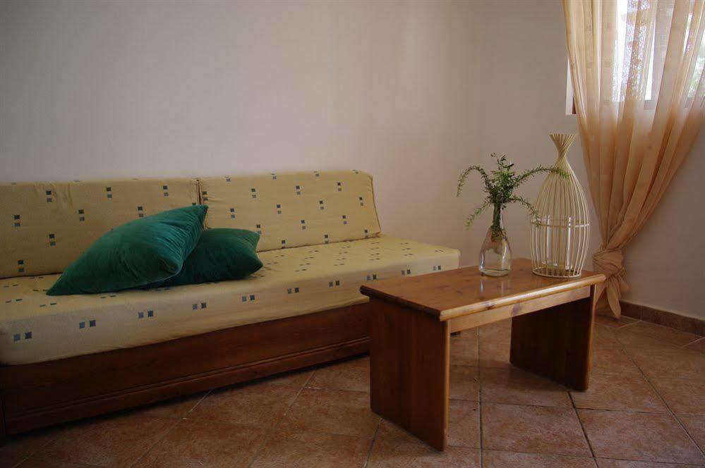 Astron Hotel Karpathos Town  Exterior photo
